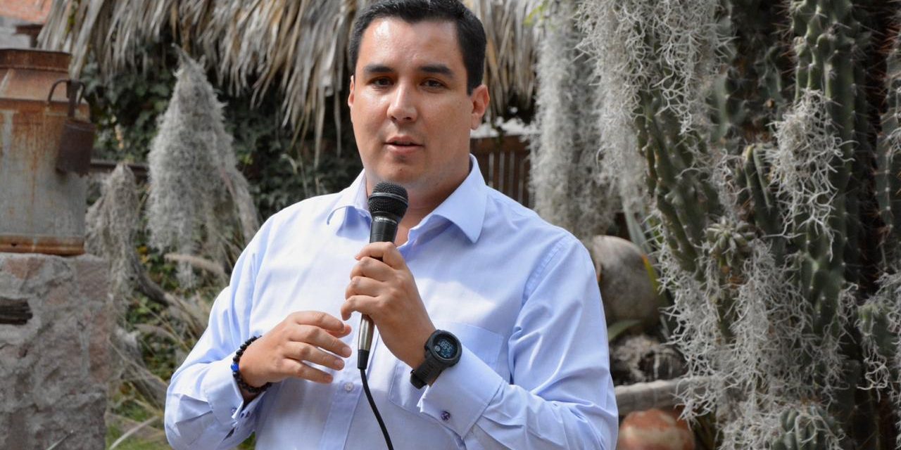 Gobierno proyecta menos para sectores indispensables: PAN