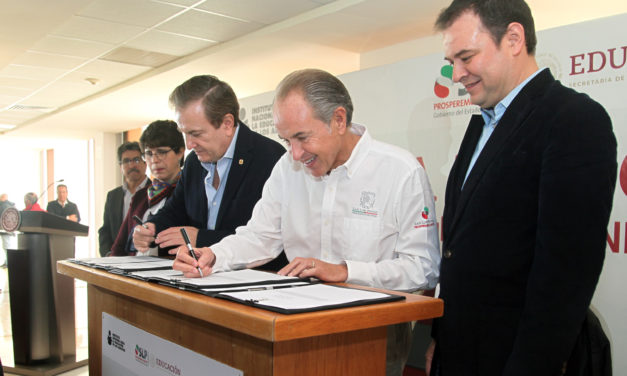INEA y CONAFE reconocen compromiso de JM Carreras a favor de la educación.