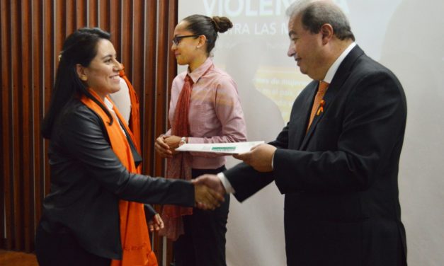 Personal de la Fiscalía recibe certificación en atención a mujeres violentadas