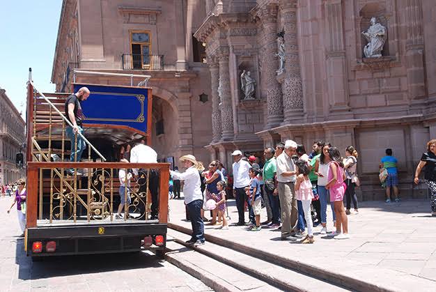 Aprueban reformas a la Ley de Turismo para reactivar al sector en tiempos de emergencia sanitaria.