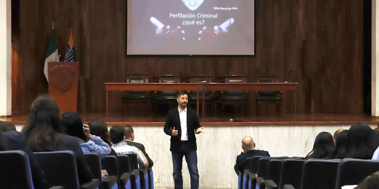 Facultad de Derecho UASLP, recibe especialista en perfilación criminal.