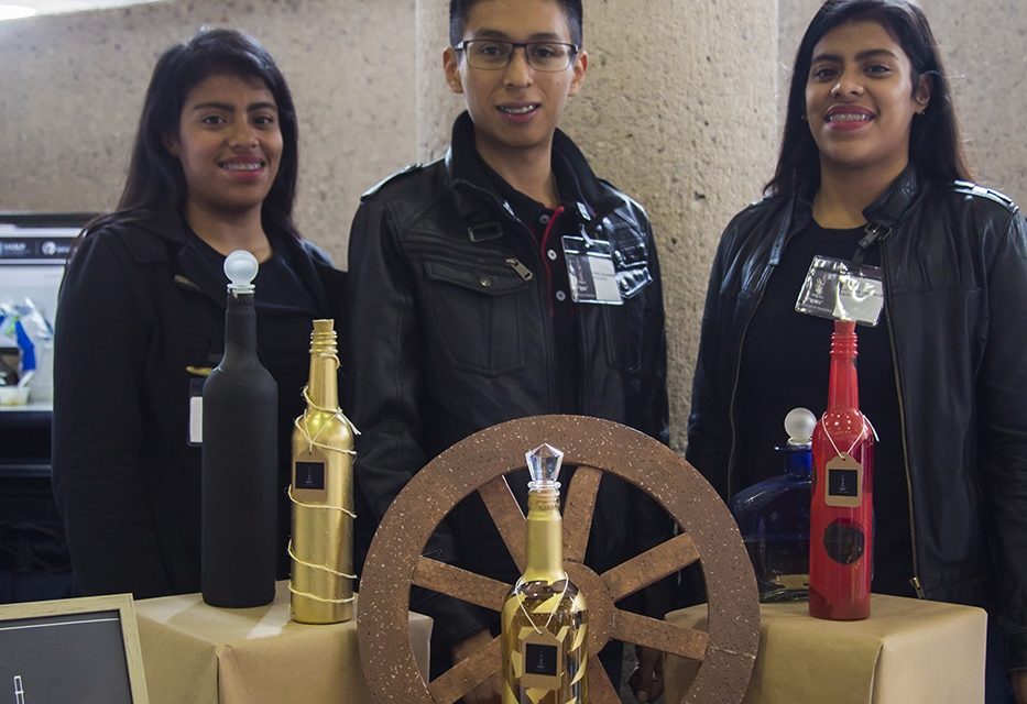 Tequila personalizado, proyecto de estudiantes de Agronegocios de la UASLP