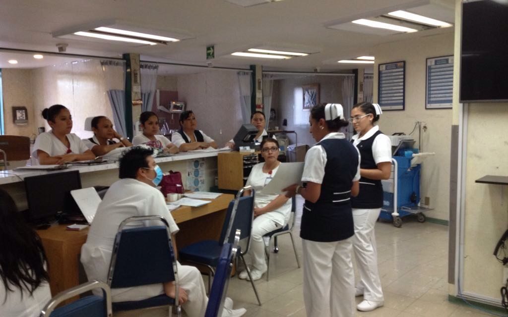 Sociedad reconoce invaluable labor del personal de enfermería.