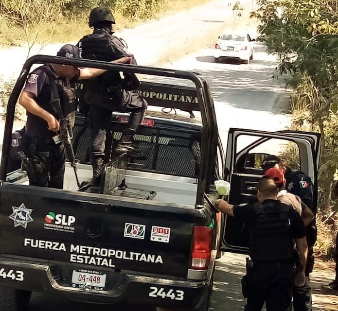 Aseguran armas y equipo táctico en Villa Juárez; hay 4 detenidos