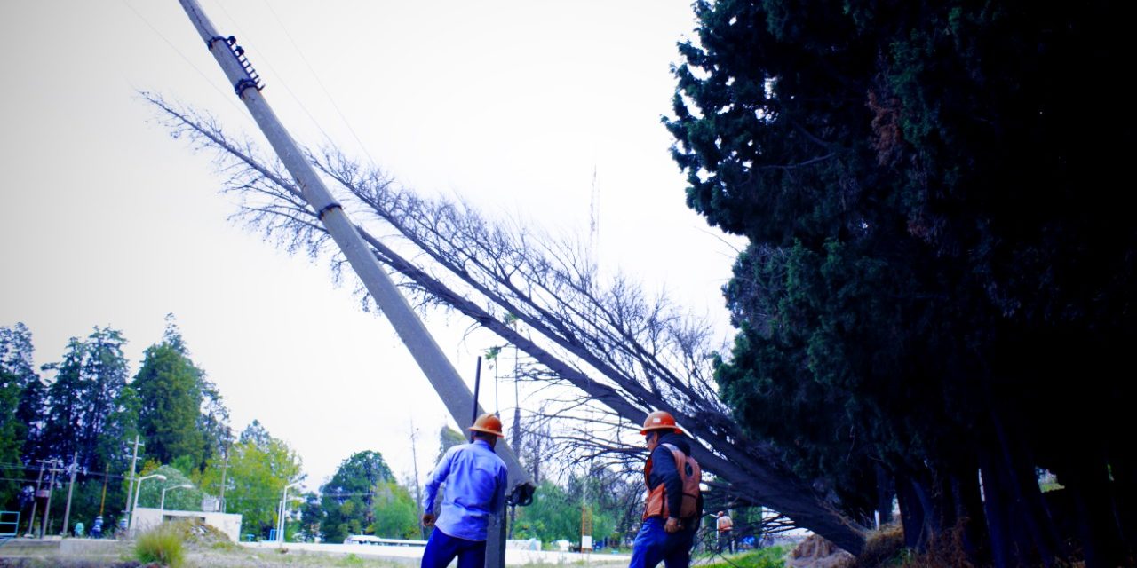 Afectan ventarrones pozos de suministro de agua potable, por daños a la red eléctrica.