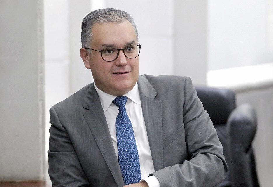 Cifras del INEGI indican clara recesión económica del país