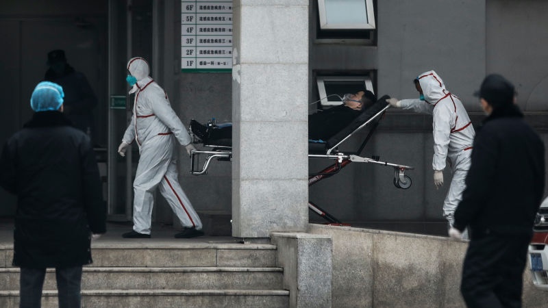China cierra una ciudad de 11 millones de habitantes para evitar la propagación del coronavirus