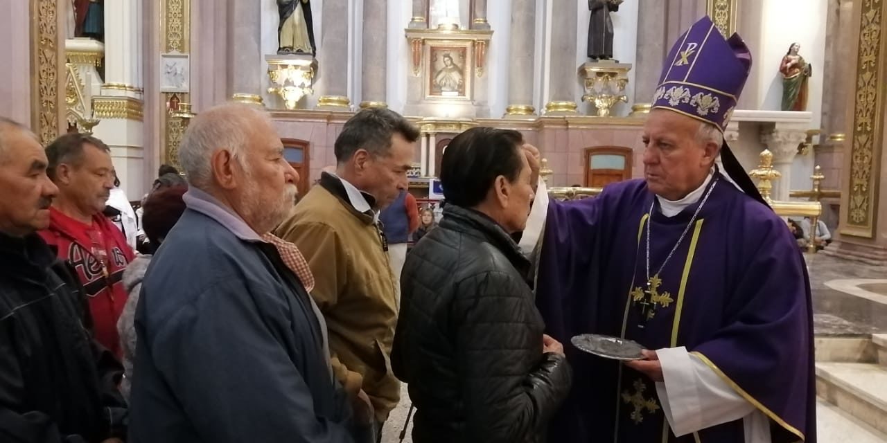 Llama arzobispo a la conversión al inicio de la Cuaresma.