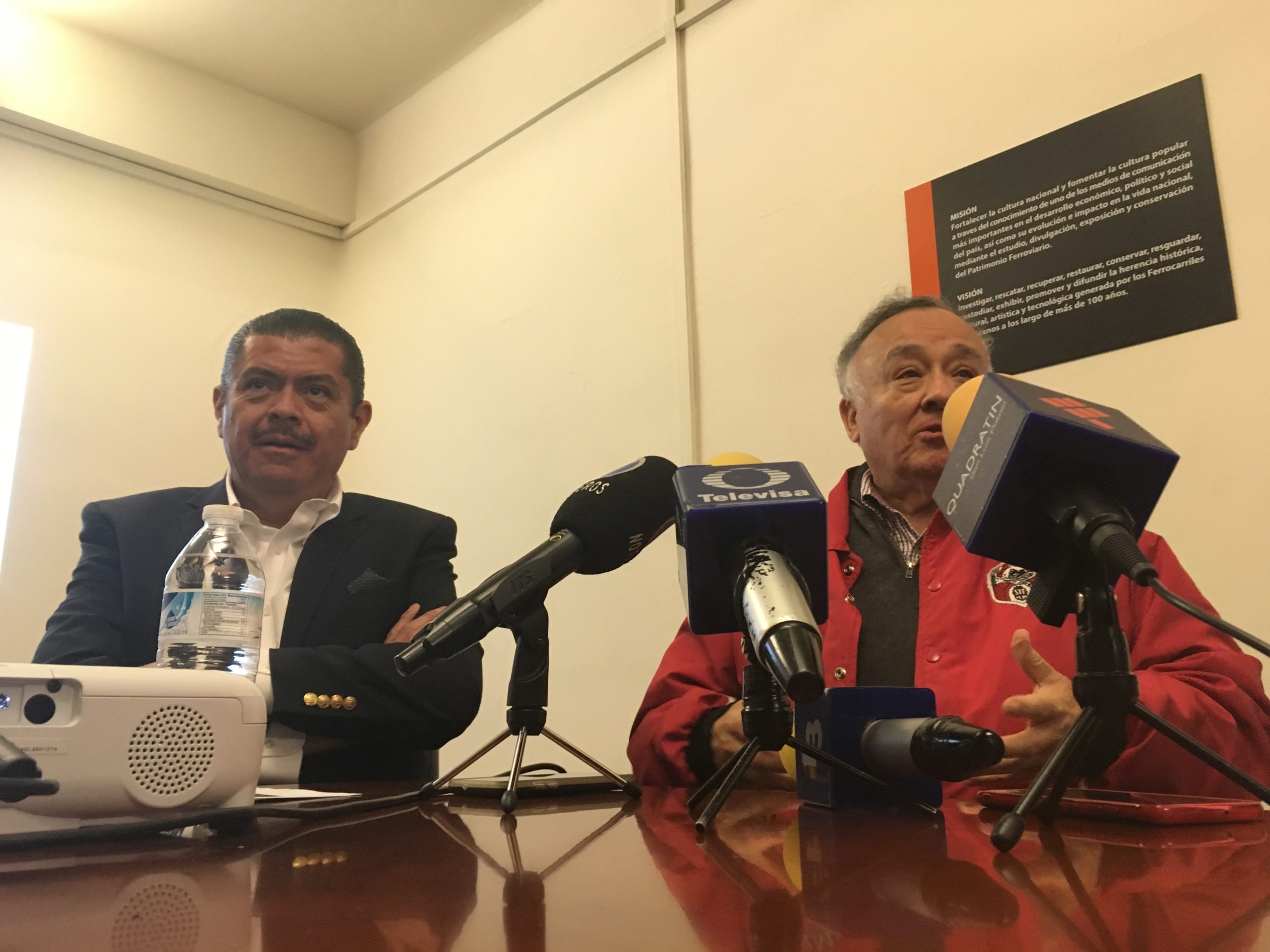 Buscarán recuperar viejo inmueble de ferrocarriles incendiado.