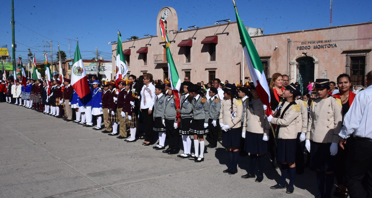Emotivo acto por Día de la Bandera se realiza en Soledad.