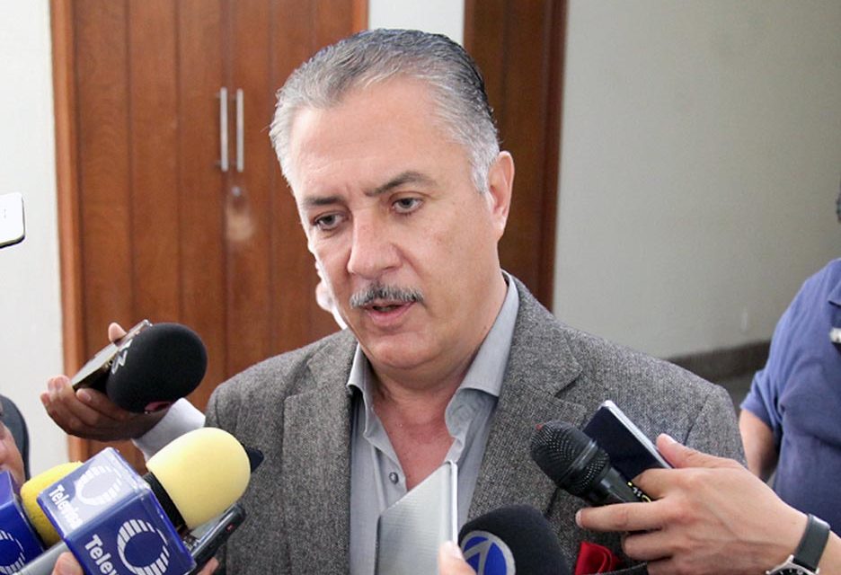 Buscan dar certidumbre jurídica a los bienes muebles e inmuebles de los ayuntamientos.