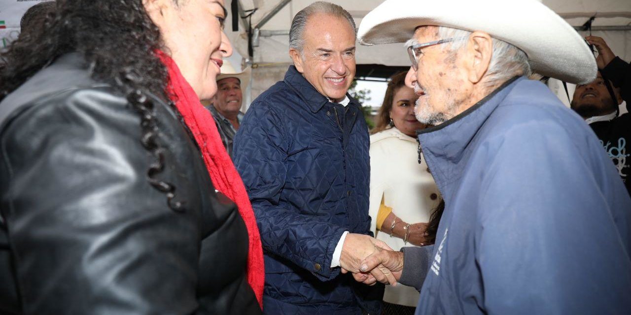 JM Carreras entrega obras y apoyos importantes en Villa Juárez.