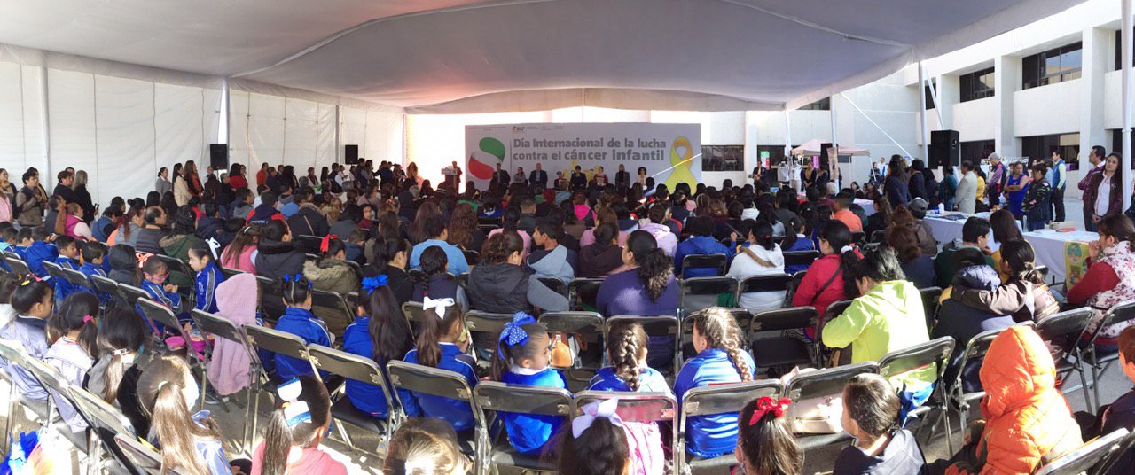Capacita SEGE a docentes para coadyuvar en la detección del cáncer infantil.
