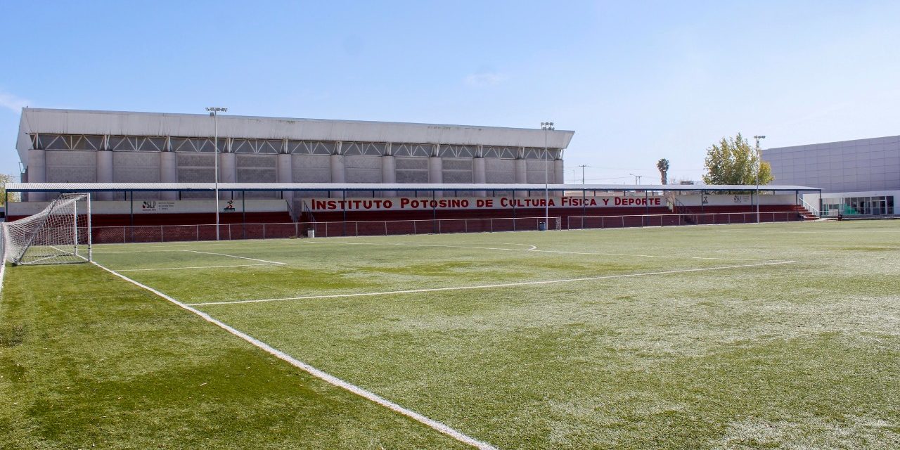 Cierran espacios deportivos por campaña nacional “Sana Distancia”