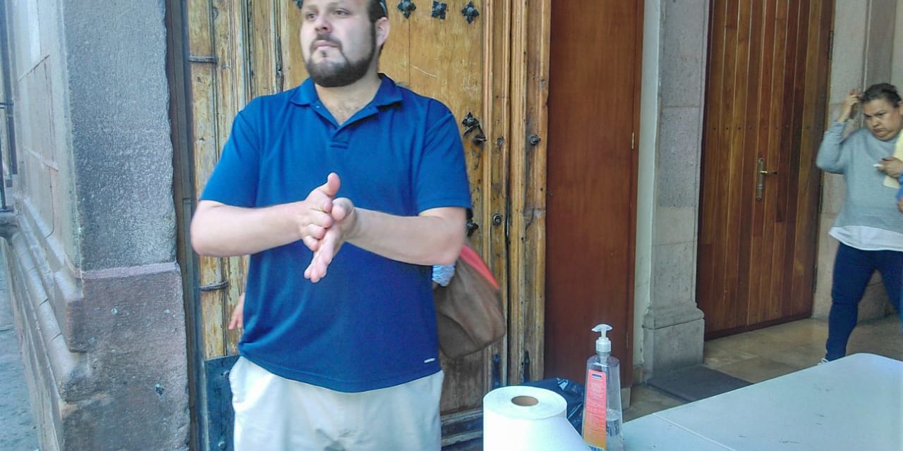 Aplica Gobierno estatal, medidas preventivas en la administración pública.