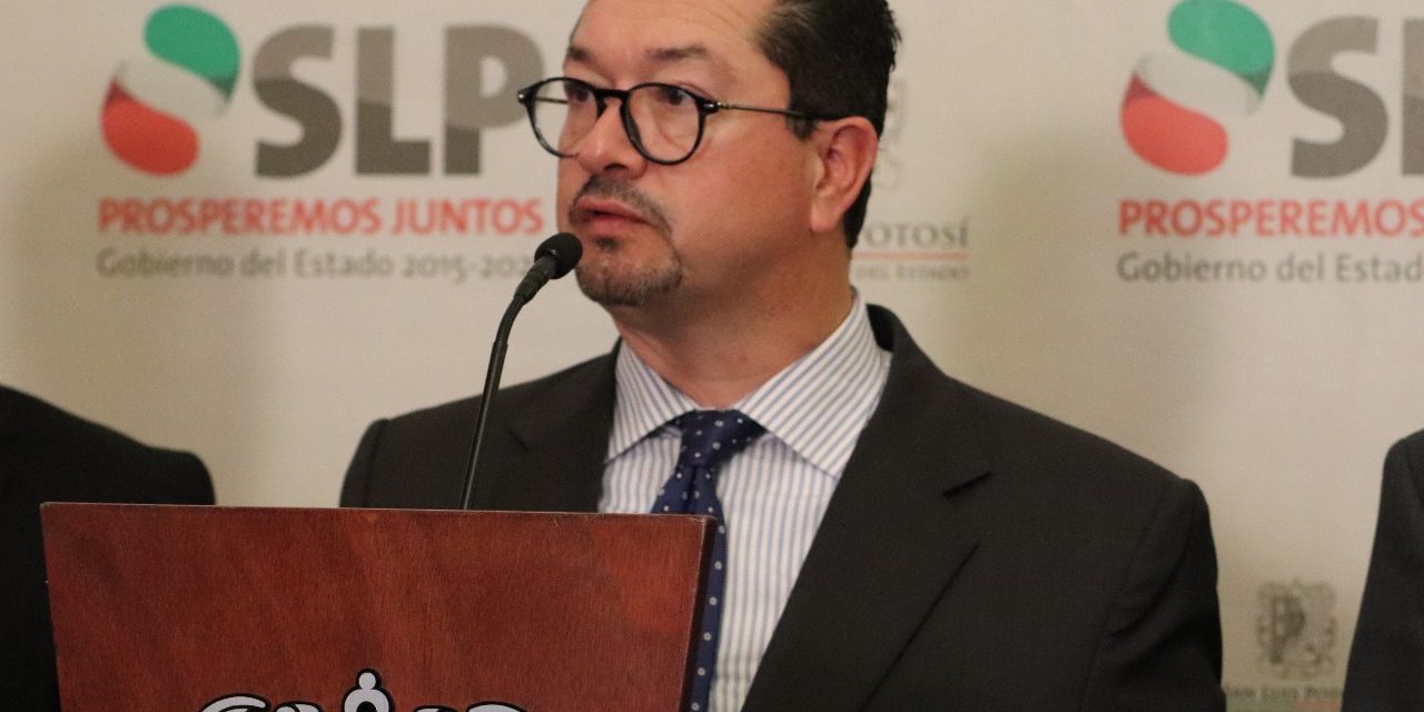 Amplían un mes el plazo para el pago de derechos de control vehicular.