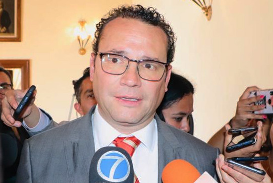 Desestima XNP demanda de juicio político en su contra.