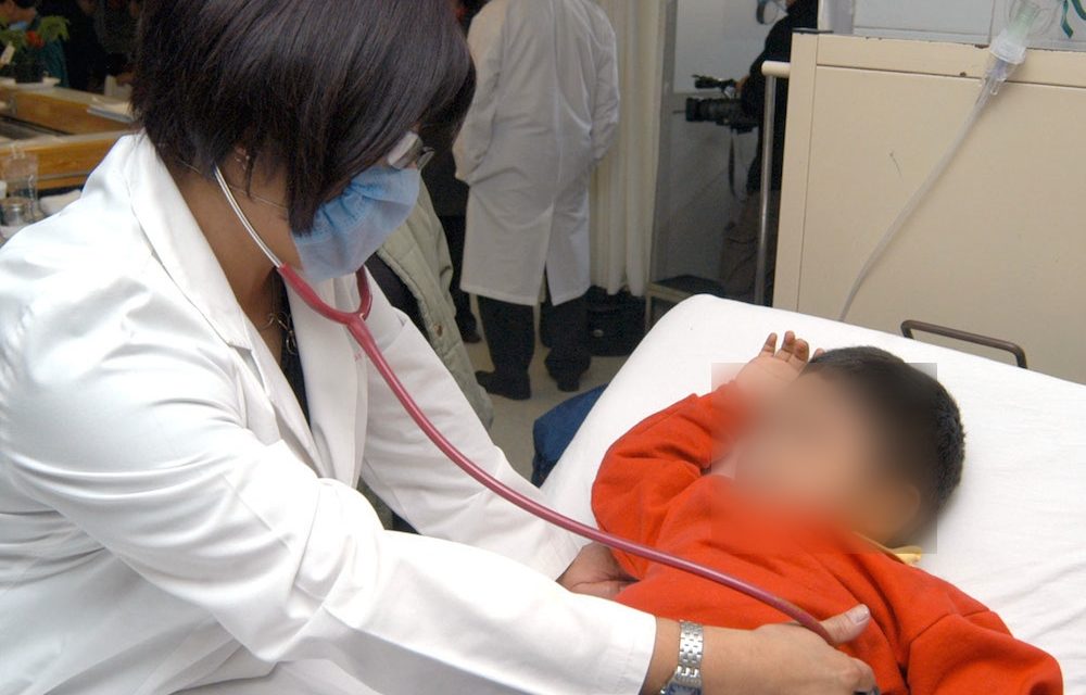 Padres de familia deben estar atentos para poder detectar cáncer en los niños. IMSS