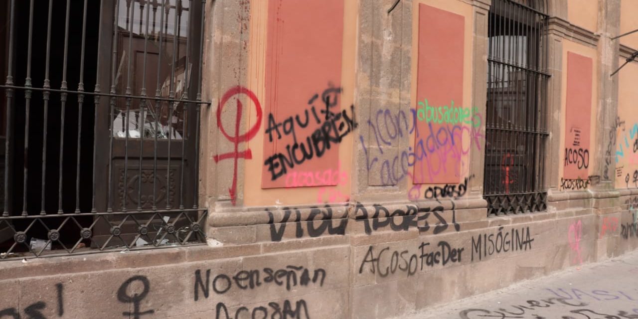 Miles de mujeres en SLP marchan y protestan contra la violencia que se ejerce en su contra.