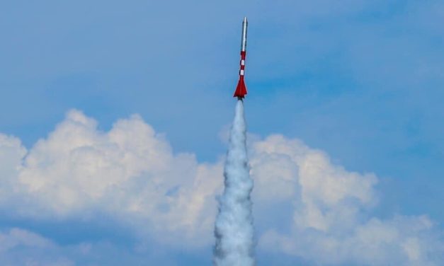 La UASLP entra a la carrera espacial con el lanzamiento de un cohete