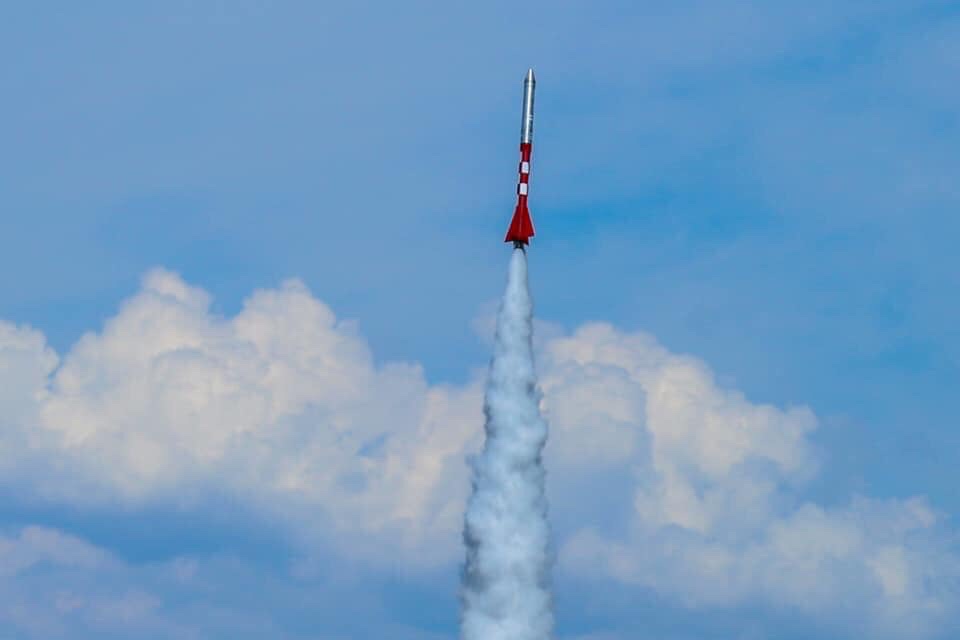 La UASLP entra a la carrera espacial con el lanzamiento de un cohete