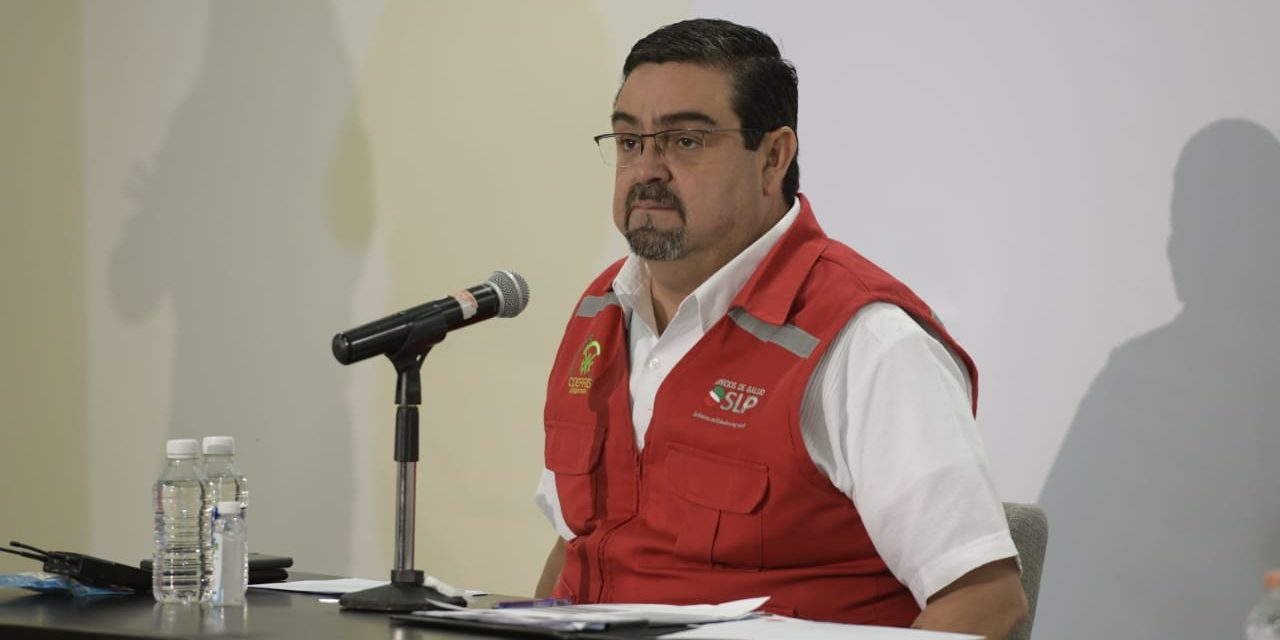 Intervienen autoridades para dispersar a personas que se encontraban en bailes durante el sábado.