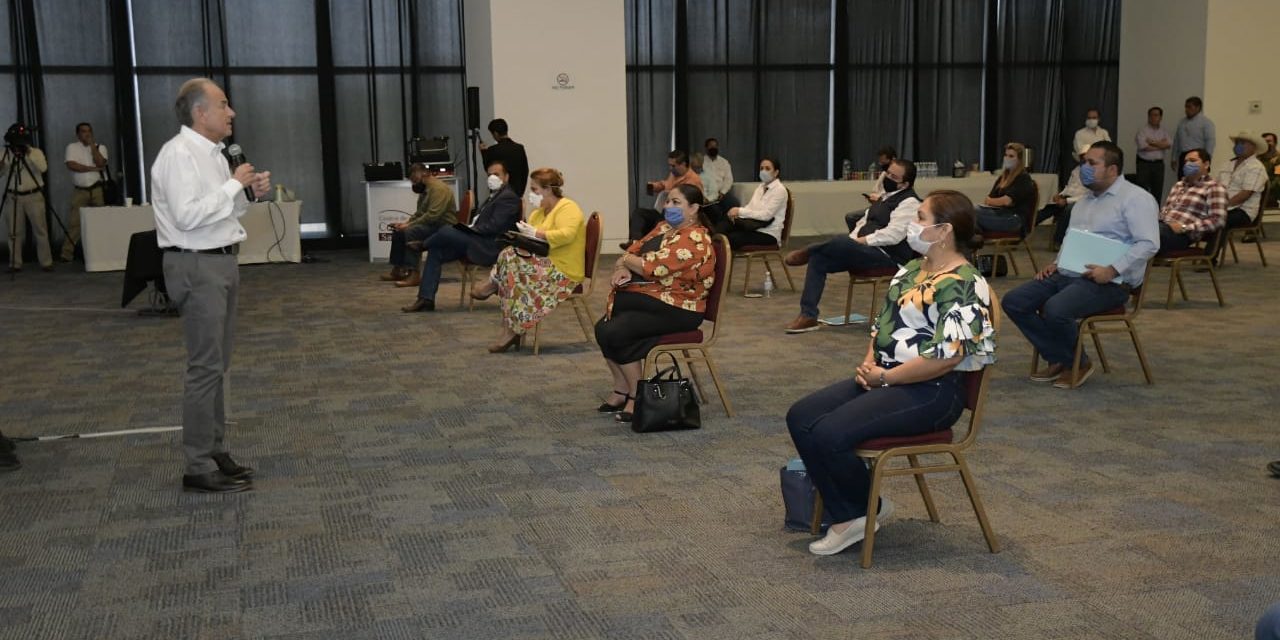 Coordina JM Carreras acciones por emergencia sanitaria con alcaldes de las regiones Media y Huasteca.