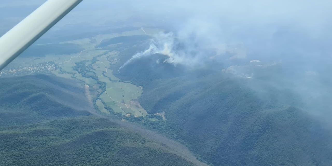 Dos incendios forestales, los más riegosos en el estado.