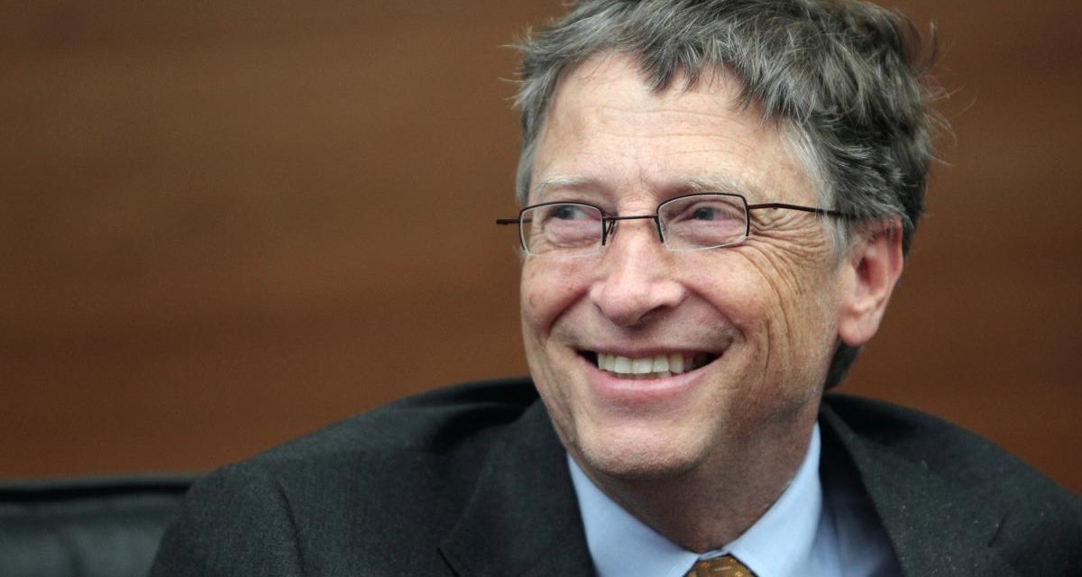 Vacuna efectiva contra el Covid-19 hasta septiembre de 2021, pronostica Bill Gates
