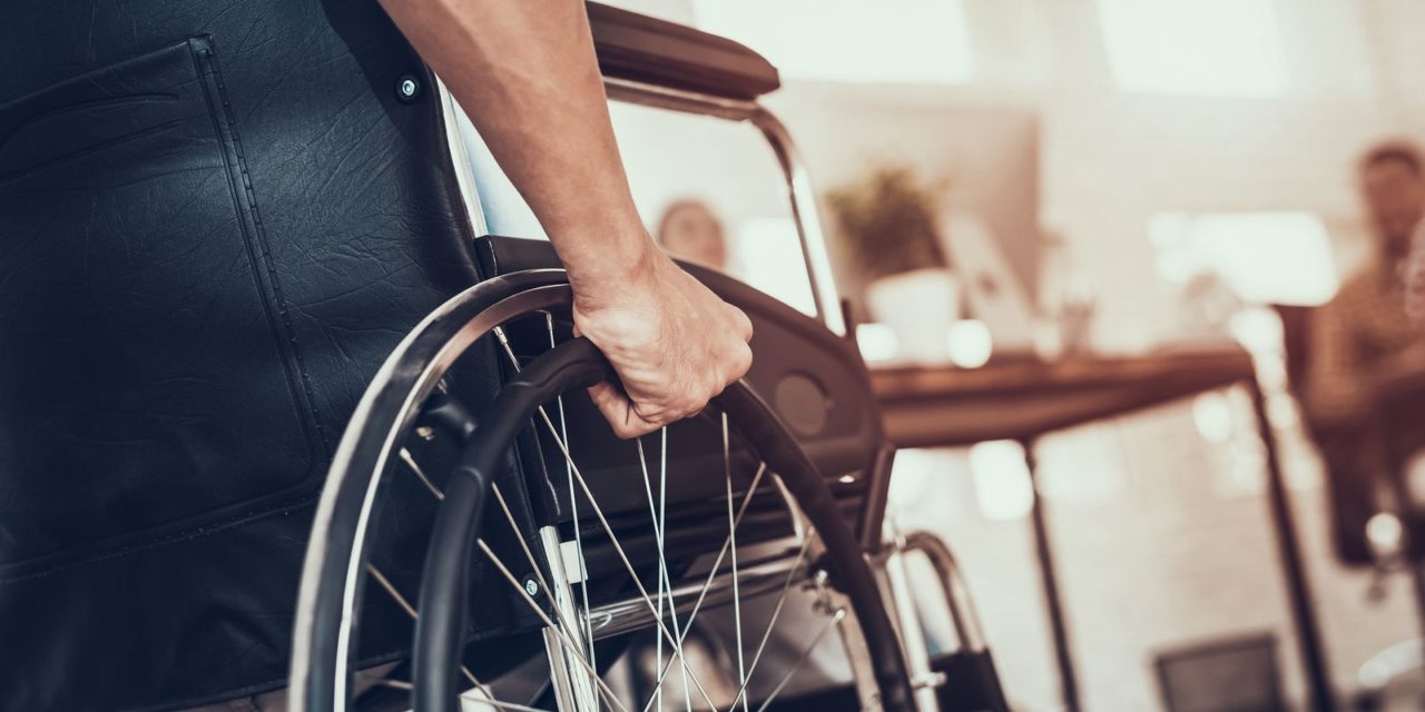 Edificios públicos deben tener accesos para personas con discapacidad y garantizarles el acceso a información pública.