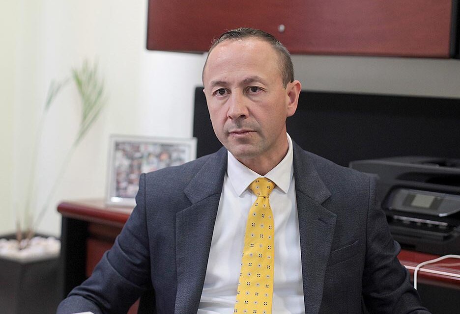 Señala diputado Edgardo Hernández poca claridad en aplicación de excedentes del presupuesto estatal.