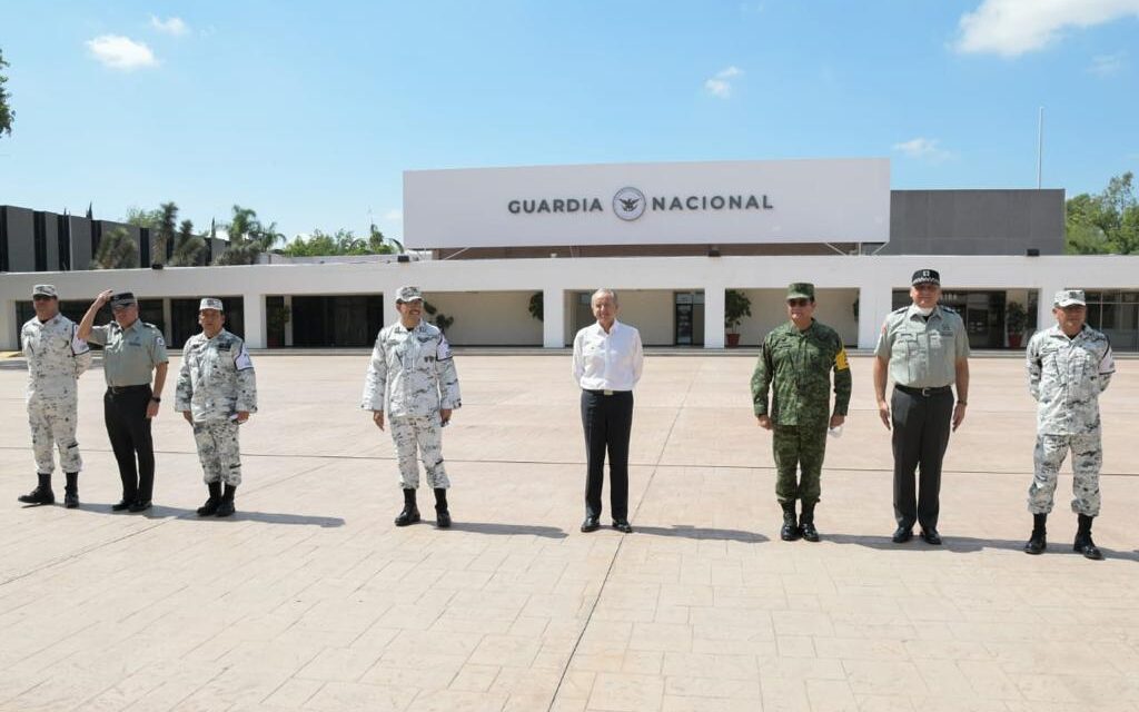 Asiste JM Carreras a toma de protesta de coordinador de la guardia nacional en SLP