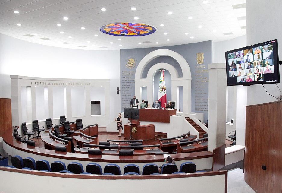 Dicen No a la despenalización del aborto diputados locales al votar dictamen en sesión de este jueves.