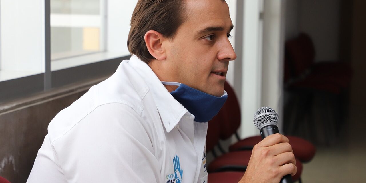 Roban de Desarrollo Social del Ayuntamiento equipo de cómputo y plásticos inservibles.