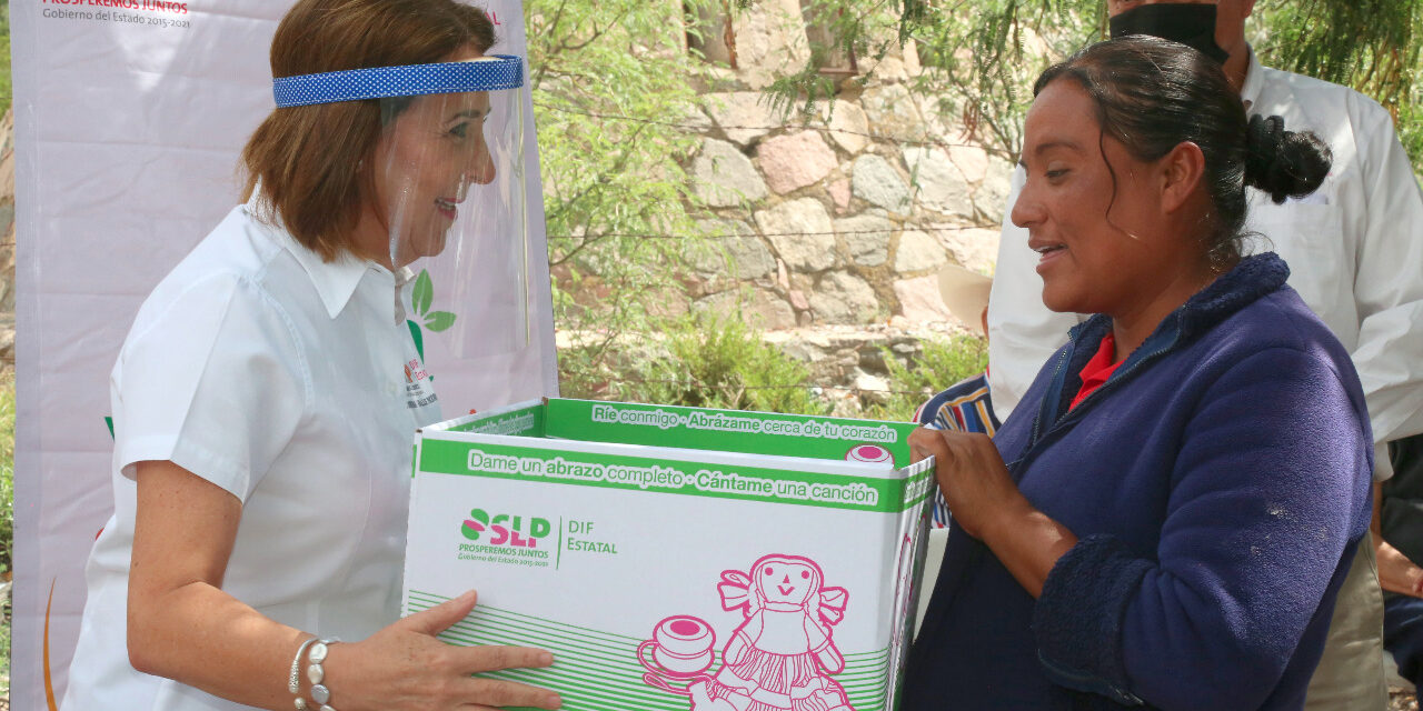DIF estatal sigue entregando apoyos alimentarios durante la contingencia por el covid-19
