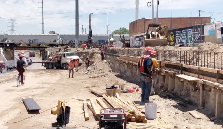 Interapas y gobierno capitalino coordinan trabajos para ejecutar obras de impacto.