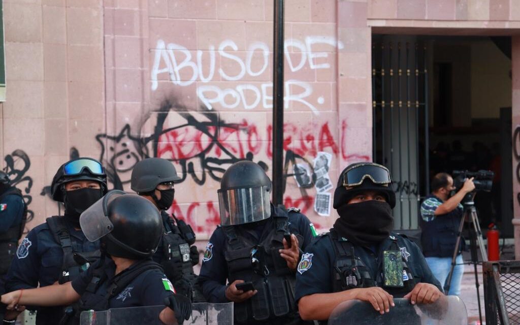 Da Congreso del Estado seguimiento al proceso contra presuntos responsables de los daños al recinto legislativo.