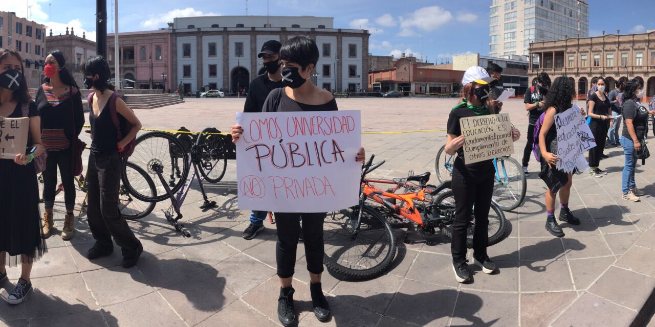 Llaman colectivos a jóvenes a ampararse contra las cuotas de la UASLP