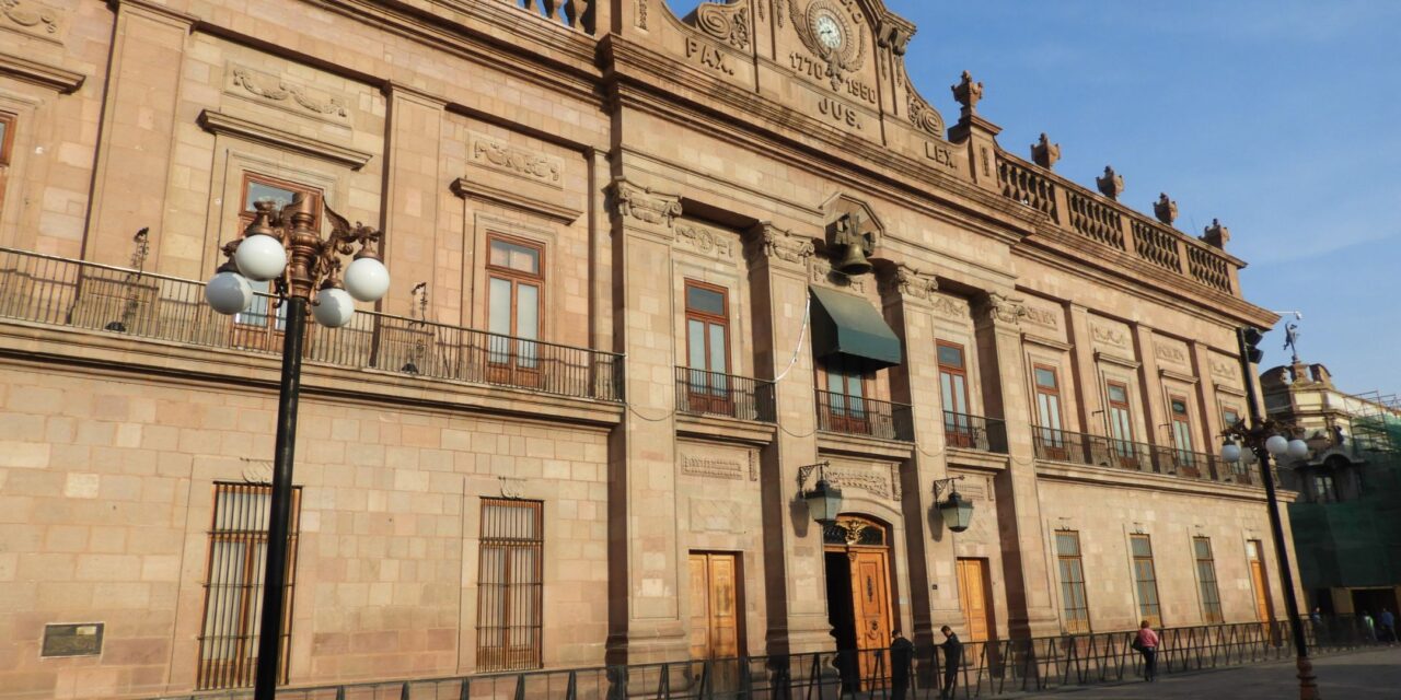 Lidera mandatario de SLP aprobación ciudadana a nivel nacional