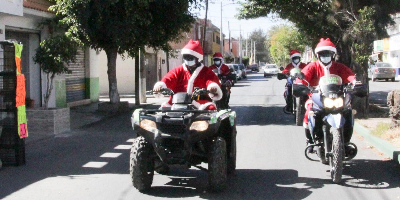 Implementa Soledad el tradicional programa navideño de “Los Poli-Closes”