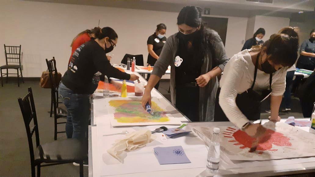 Capacita IMES a personal de los centros de desarrollo para mujeres