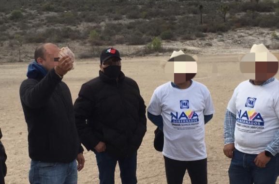 Captan in fraganti a operadores de Xavier Nava comprando votos para la elección interna