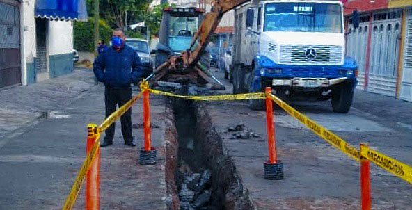 Concluye Interapas obra de reposición de drenaje en Soledad de GS.