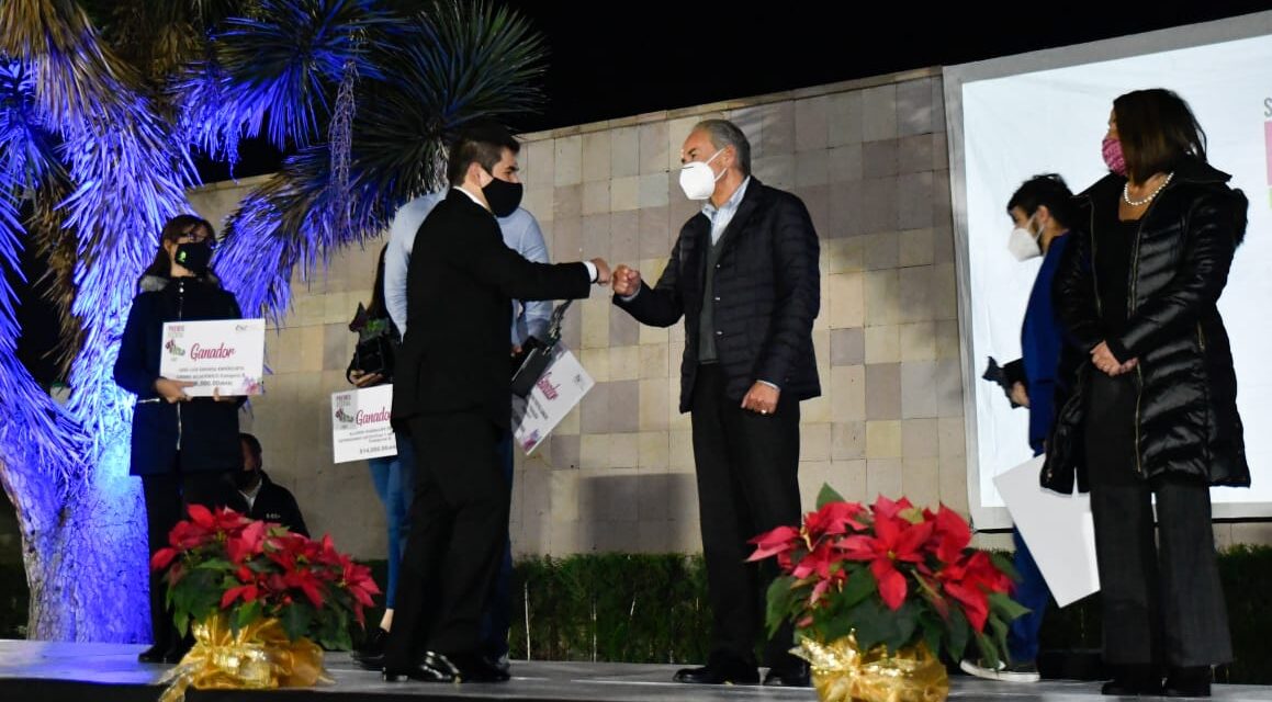 Entrega JM Carreras el Premio Estatal de la Juventud 2020