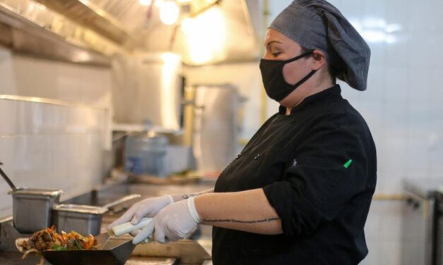 Por pandemia cierran 85 restaurantes en SLP