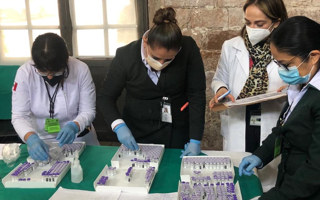 Arriba a SLP nuevo lote de casi tres mil vacunas contra el Covid-19