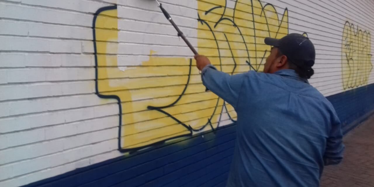 Identifica ayuntamiento capitalino al menos 70 puntos afectados por el graffiti.