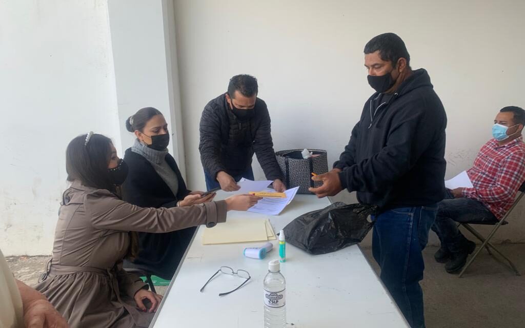 IMEI entrega apoyos a la comunidad migrante en la zona media