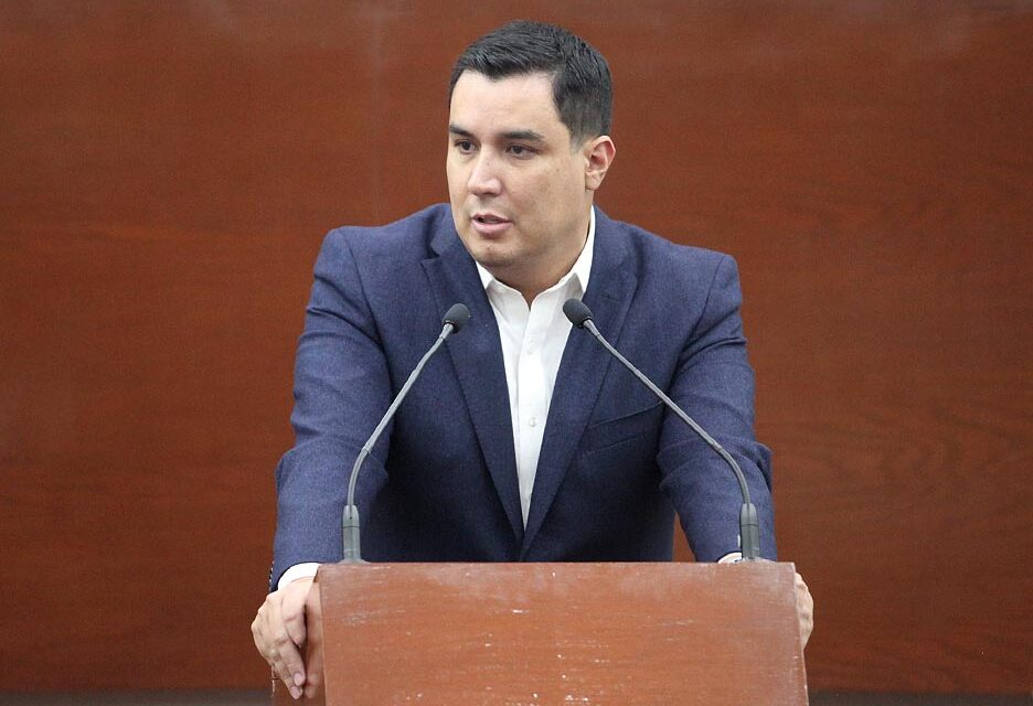 Buscarían eliminar beneficio del seguro de gastos médicos para entes autónomos y organismos descentralizados