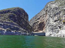 Comunidades en Tamzunchale serían desalojadas ante desfogue de presa de Zimapán, Hidalgo.